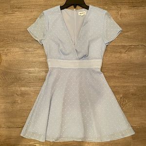 blue short sleeve dress